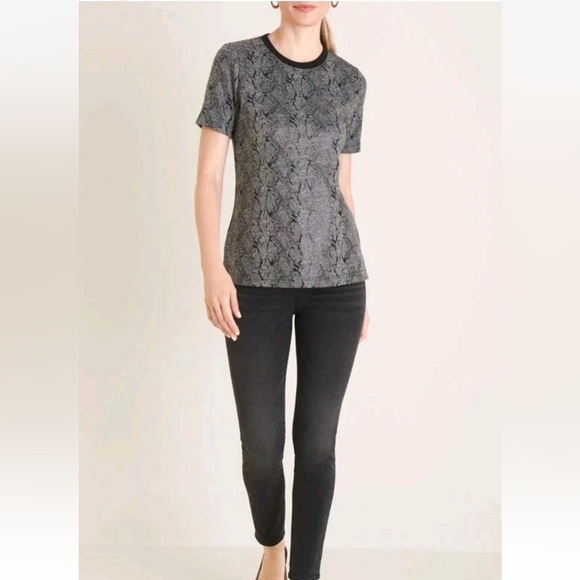 Chico's Snake Skin Print Jacquard T-Shirt Size Small Casual Grunge Workwear - Picture 8 of 9